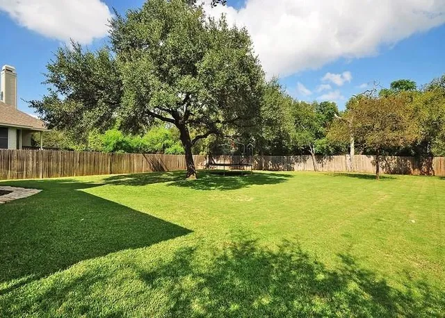 $3,000 | 6150 Jumano Lane, Austin, TX 78749