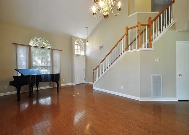 $3,000 | 6150 Jumano Lane, Austin, TX 78749