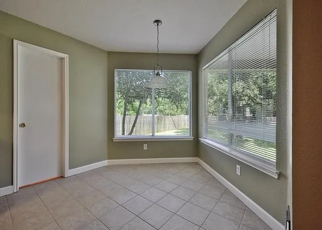 $3,000 | 6150 Jumano Lane, Austin, TX 78749