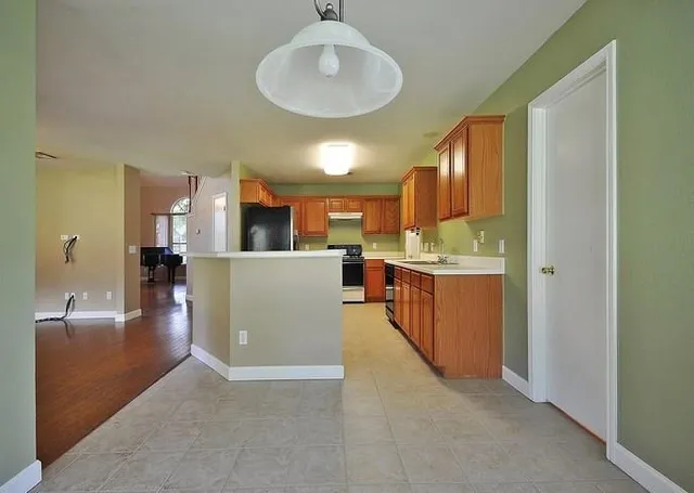 $3,000 | 6150 Jumano Lane, Austin, TX 78749