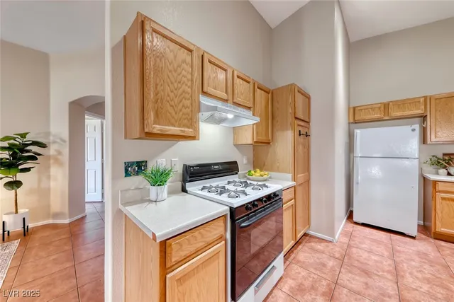 $1,400 | 6255 Dan Blocker Avenue, Unit 101, Henderson, NV 89011