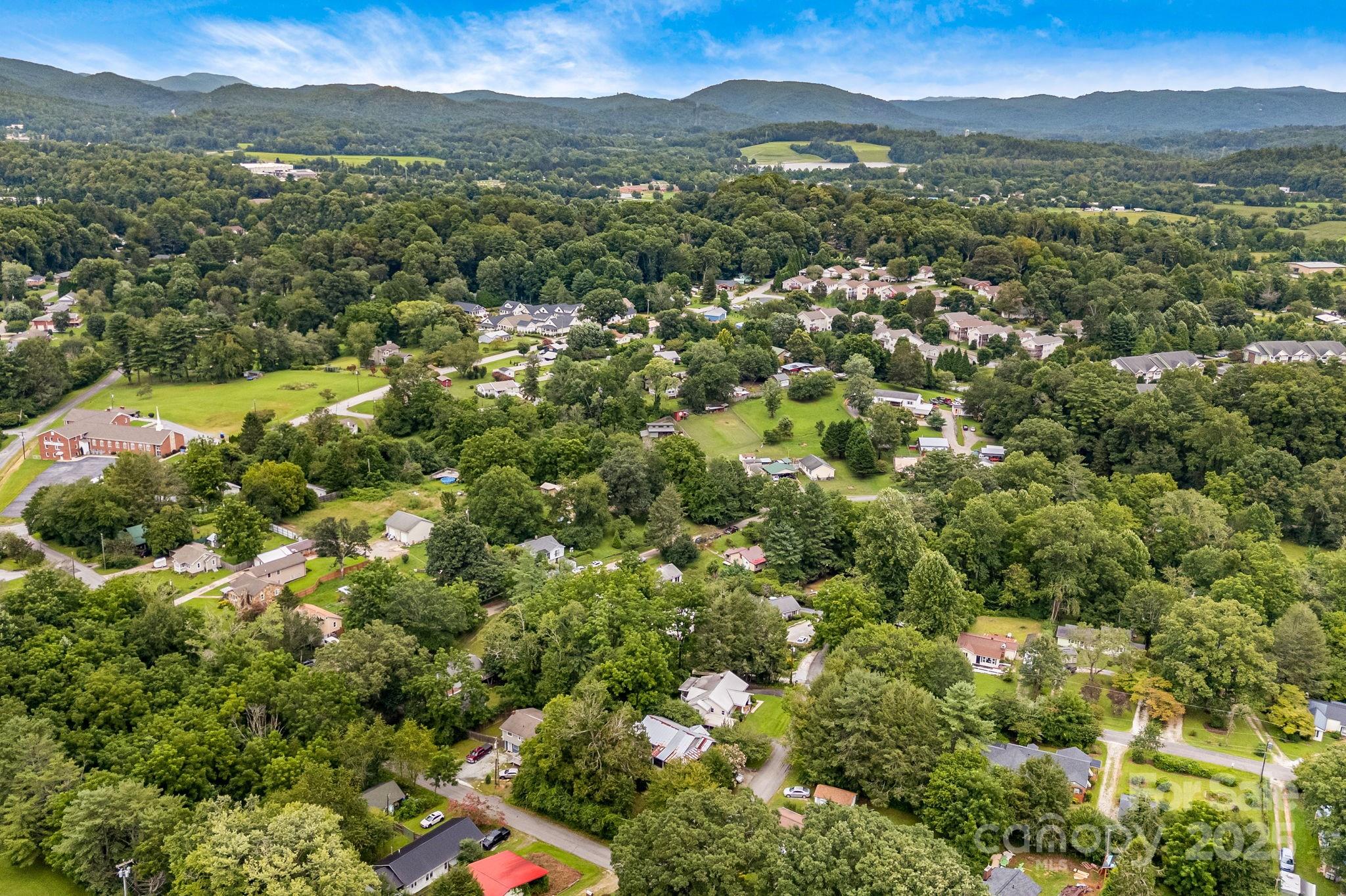 206 Rhododendron Drive Brevard, NC 28712 - Photo 34 of 36 a view of a city with mountain