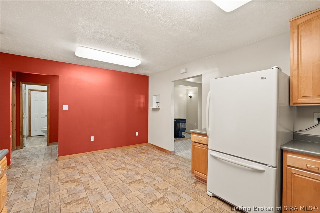 7368 West Relender Road Georgetown, IN 47122 - Photo 4 of 61 Eat-in dining area