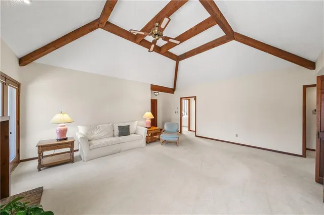 $325,000 | 11044 West 97th Circle, Overland Park, KS 66214