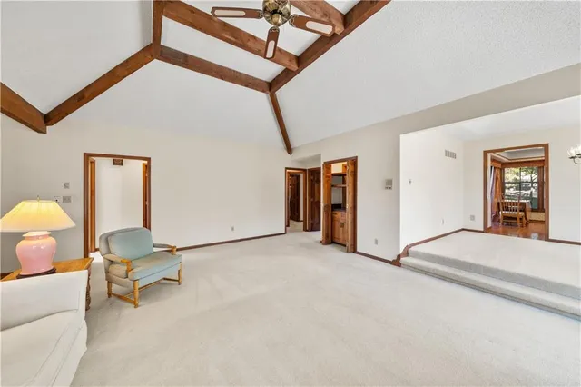 $325,000 | 11044 West 97th Circle, Overland Park, KS 66214