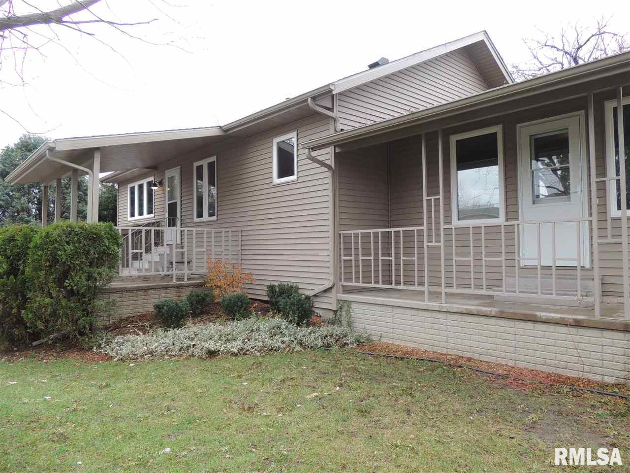 613 Lost Grove Road Princeton, IA 52768 - Photo 2 of 24 Gallery Image 2