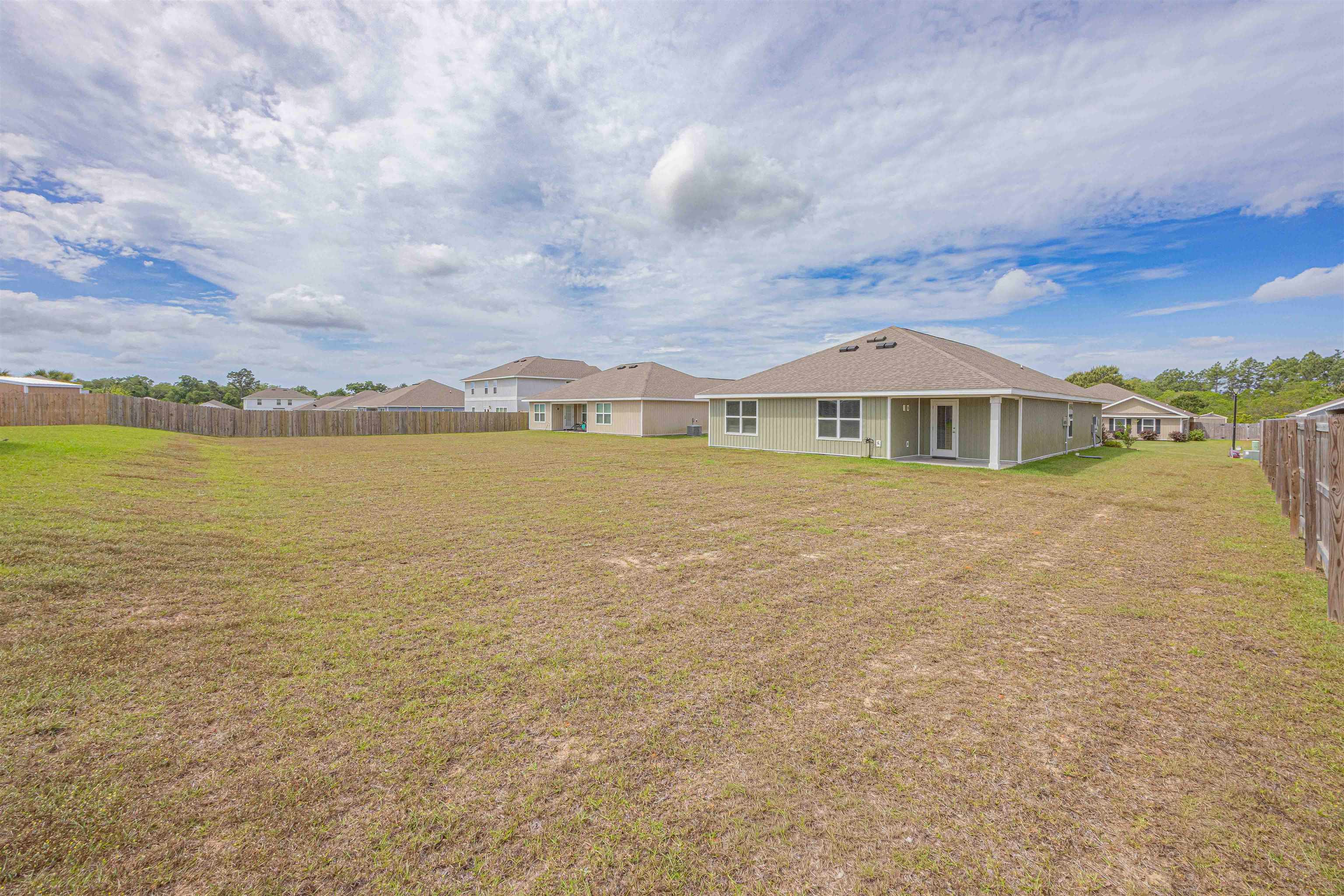 14466 Cavendish Drive Foley, AL 36535 - Photo 24 of 25 Large Back Yard