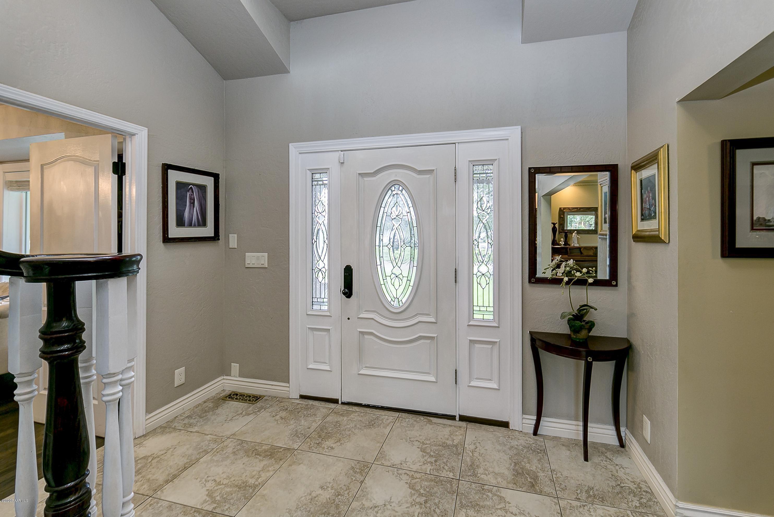 1924 Estrella Road Prescott, AZ 86305 - Photo 13 of 71 Entry - Foyer