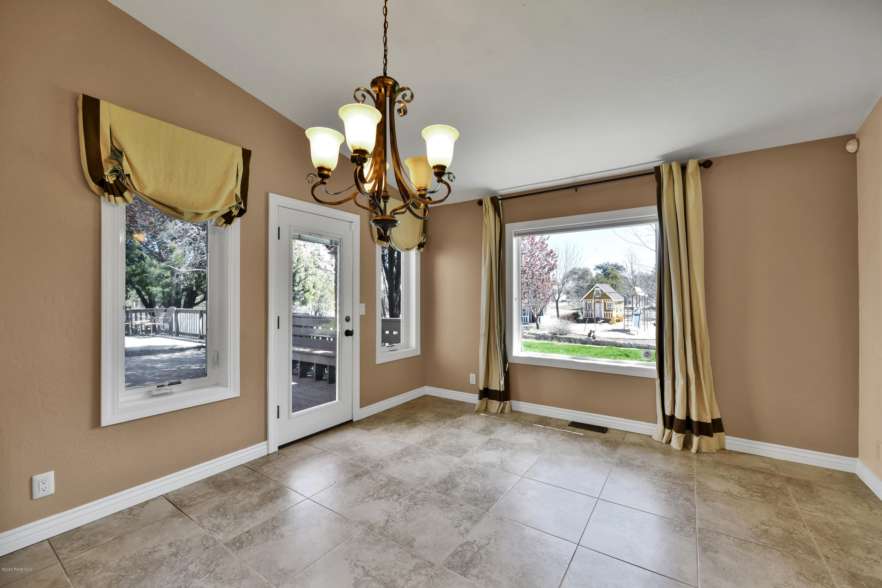 1924 Estrella Road Prescott, AZ 86305 - Photo 31 of 71 Formal Dining