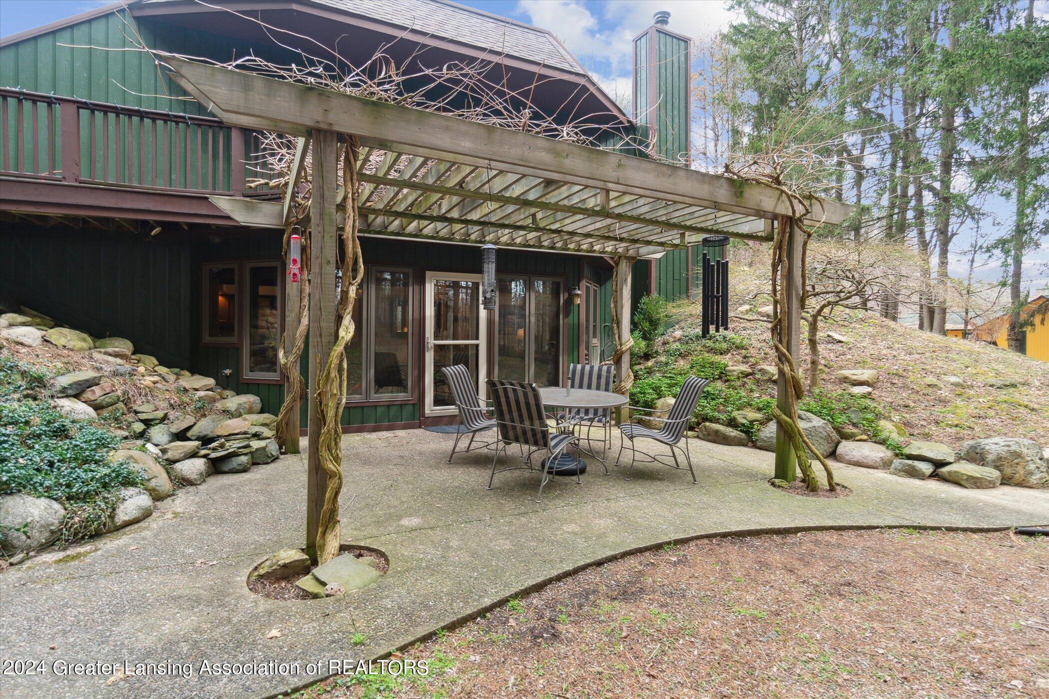 12684 Upton Road Bath, MI 48808 - Photo 46 of 68 46-12684-Upton-Rd-Bath-Twp-MI-48808-Wind