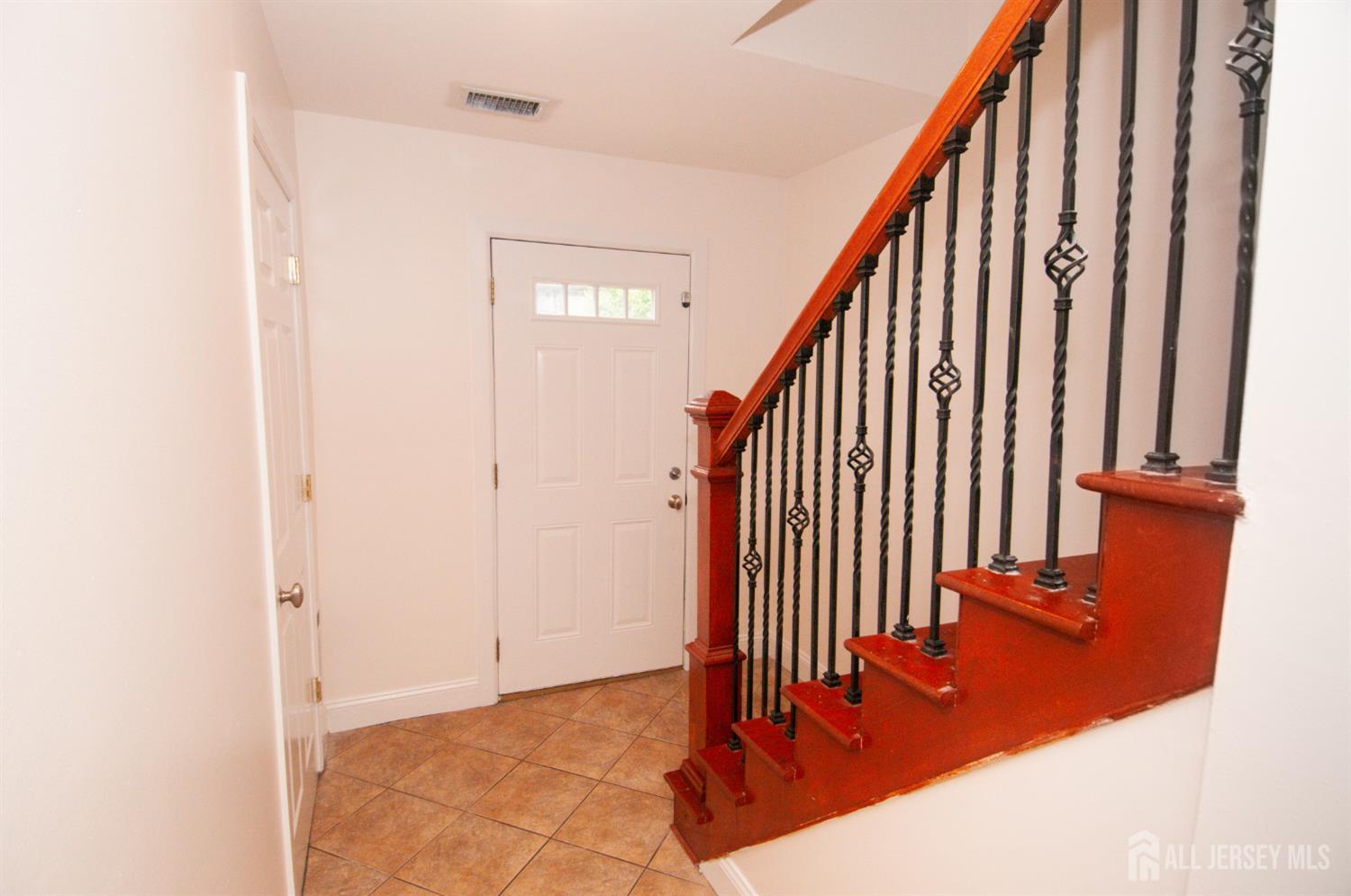 6505 Hana Road Edison, NJ 08817 - Photo 4 of 13