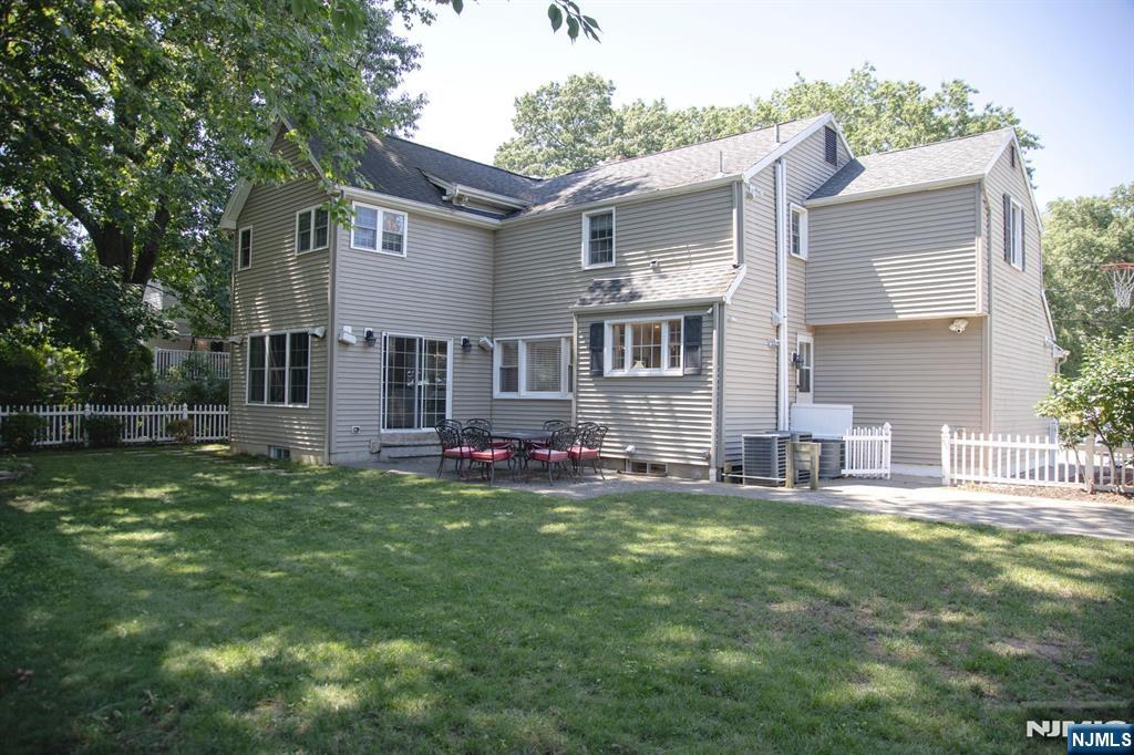 22 Warren Road Fair Lawn, NJ 07410 - Photo 38 of 45