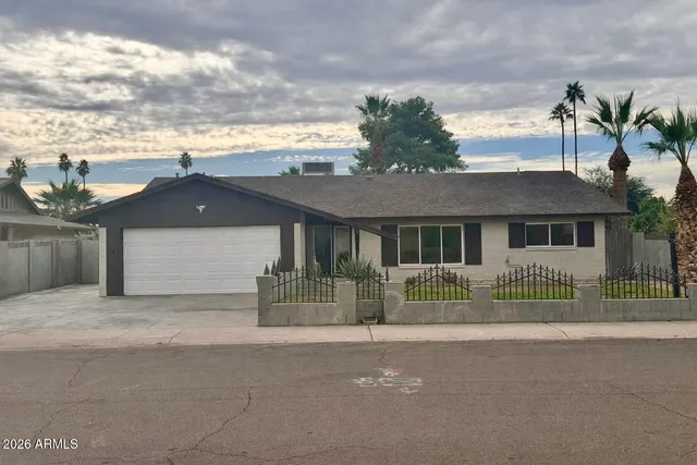 $465,000 | 4813 West Hayward Avenue, Glendale, AZ 85301