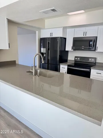 $465,000 | 4813 West Hayward Avenue, Glendale, AZ 85301