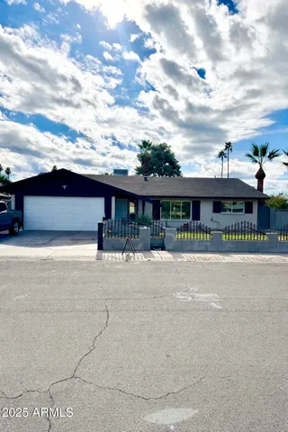 $465,000 | 4813 West Hayward Avenue, Glendale, AZ 85301