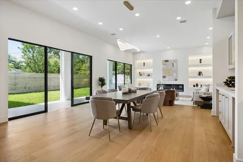 $1,655,000 | 6534 Corbin Street, Houston, TX 77055