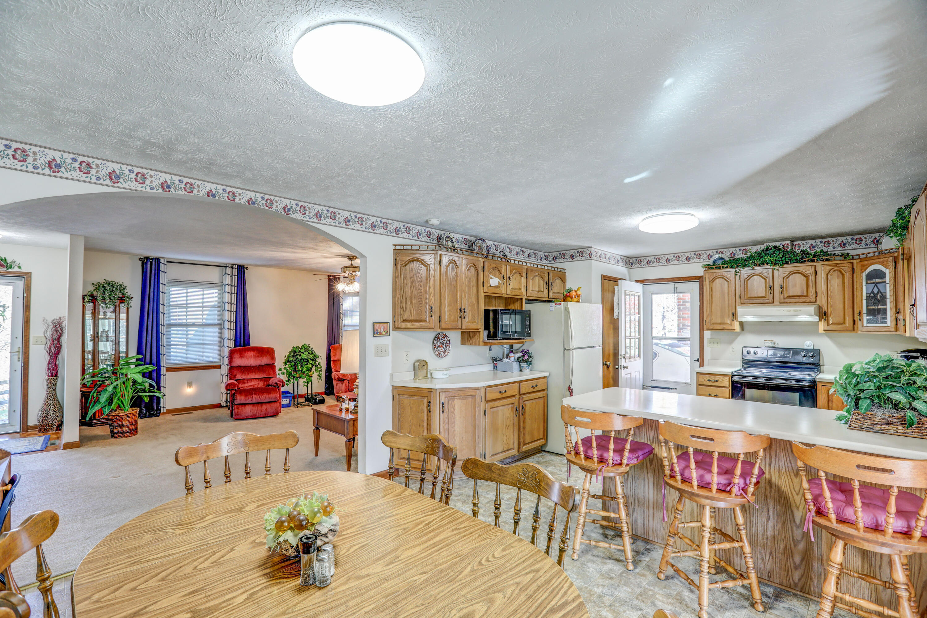 1161 Mitchell Road Kingsport, TN 37663 - Photo 3 of 68 B42A2859_60_61_62_63 - Copy - Copy