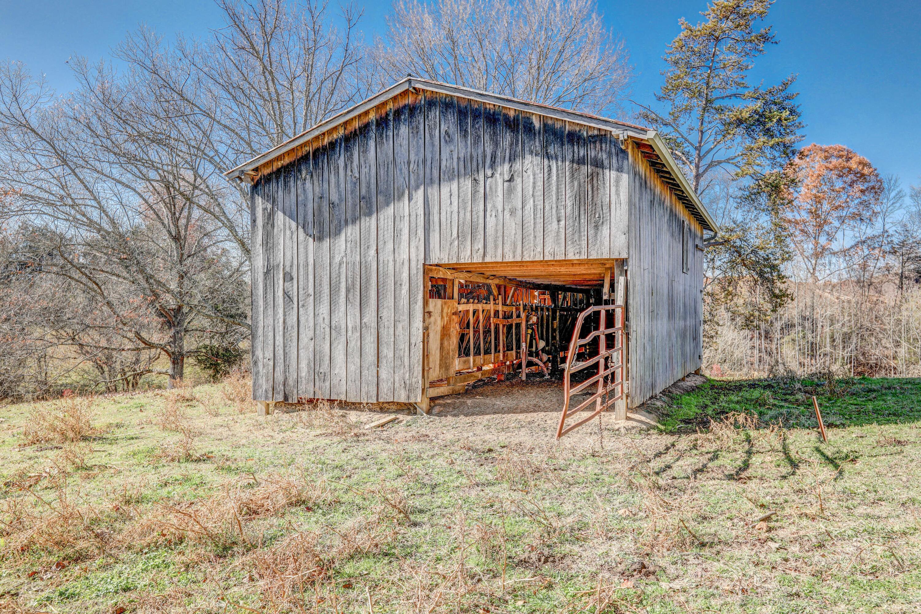 1161 Mitchell Road Kingsport, TN 37663 - Photo 8 of 68 B42A3094_5_6_7_8 - Copy - Copy
