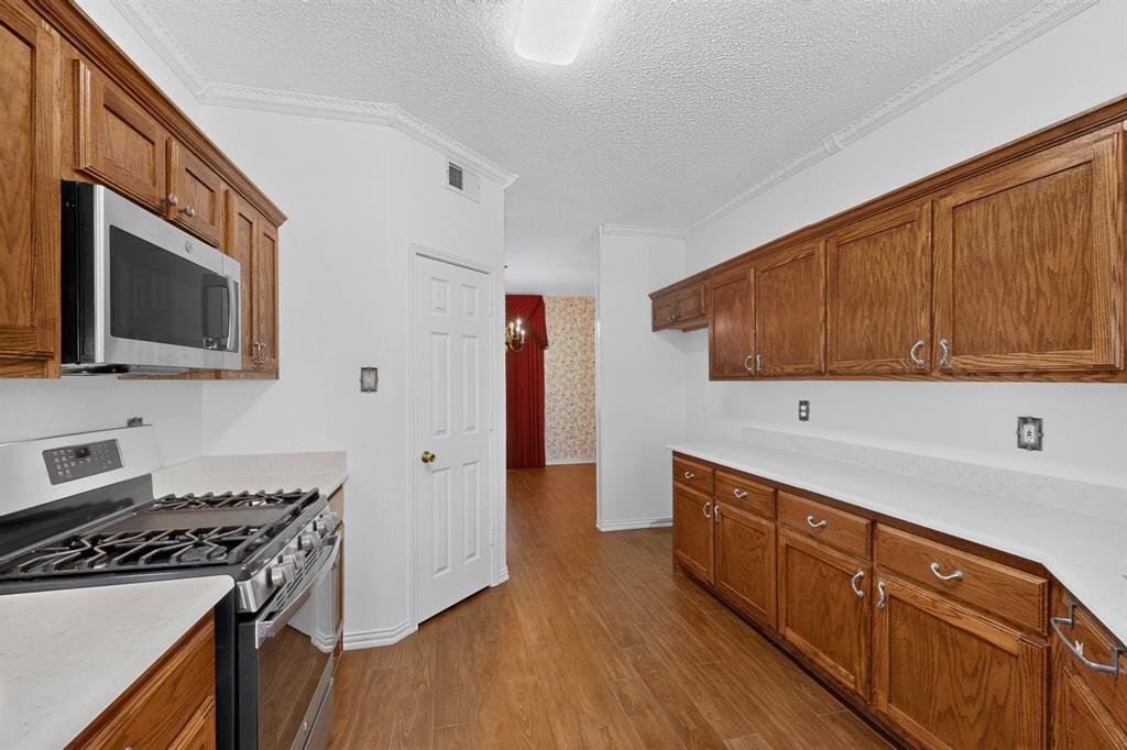 1533 Rustic Trail Allen, TX 75002 - Photo 12 of 37 Gallery Image 12