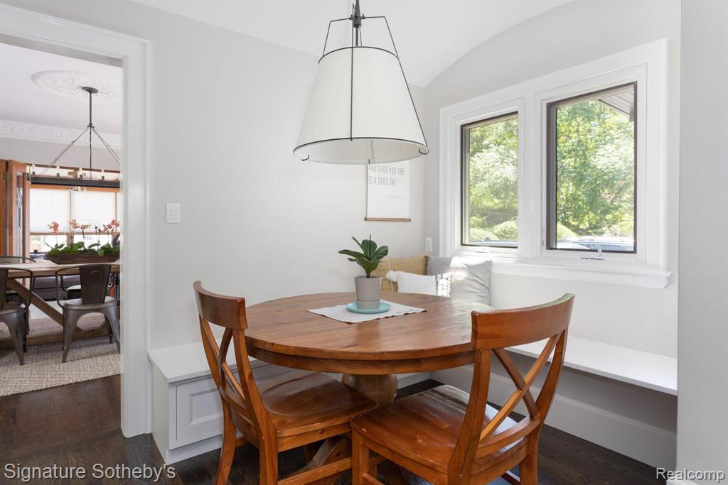 553 Middlesex Road Grosse Pointe Park, MI 48230 - Photo 13 of 46