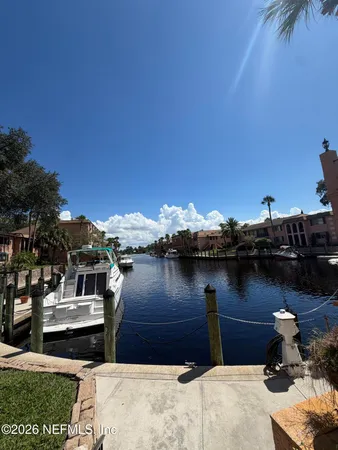 $1,800 | 5375 Ortega Farms Boulevard, Unit 602, Jacksonville, FL 32210