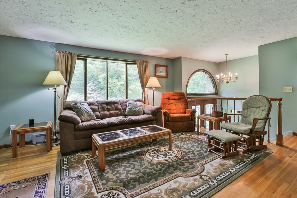 22 Hobbs Road Princeton, MA 01541 - Photo 9 of 27