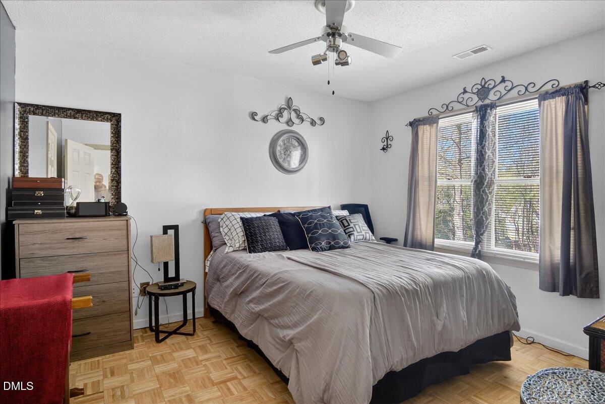 3013 Chippendale Road Raleigh, NC 27604 - Photo 19 of 34 09-DSC8431