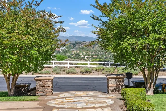 a view of entryway with a front door