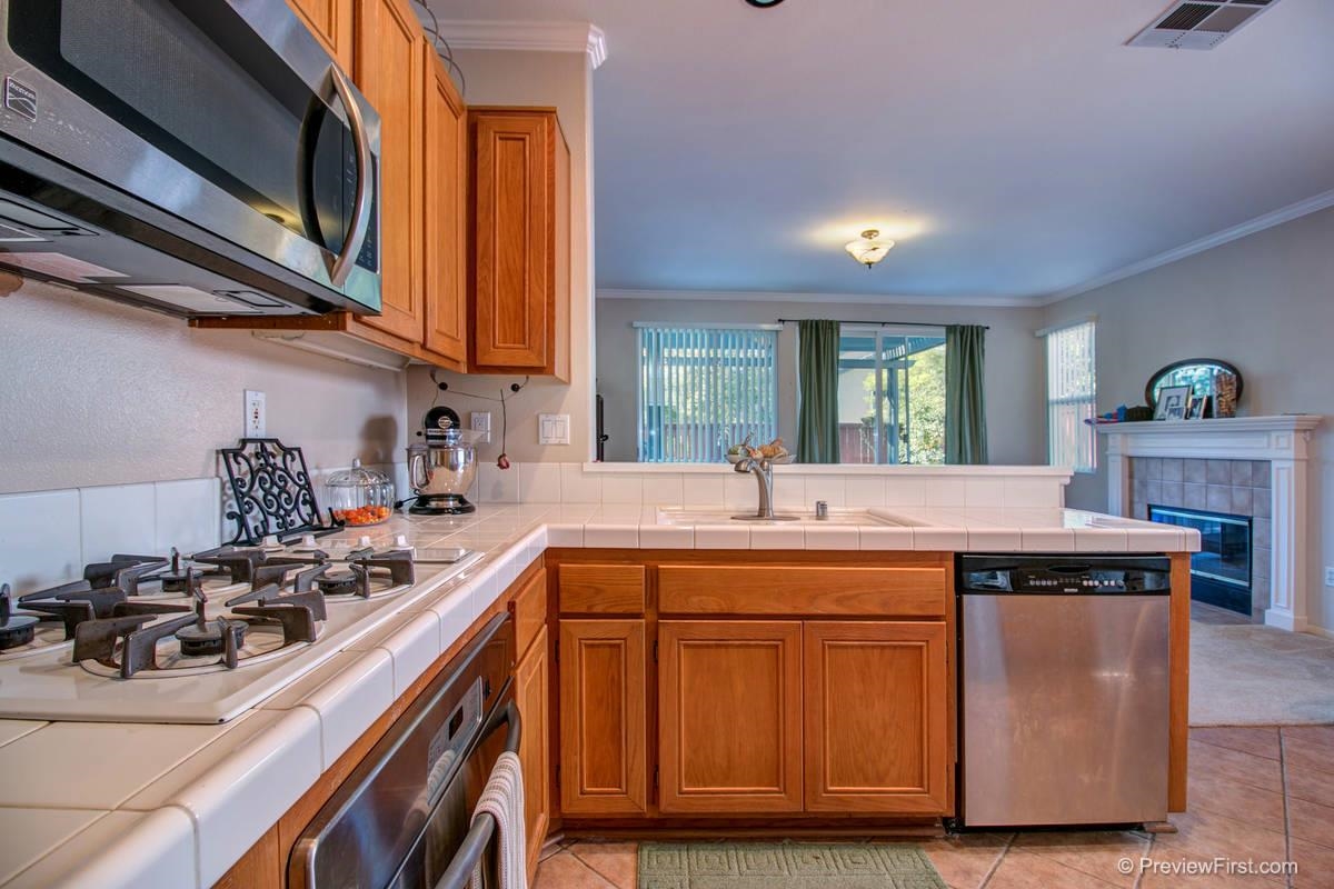 11334 Village Ridge Road San Diego, CA 92131 - Photo 8 of 24 Gallery Image 8