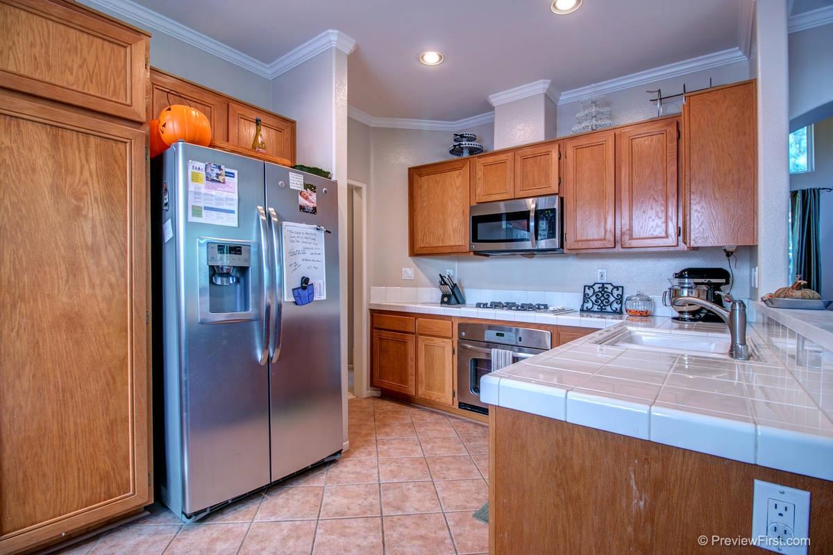 11334 Village Ridge Road San Diego, CA 92131 - Photo 9 of 24 Gallery Image 9