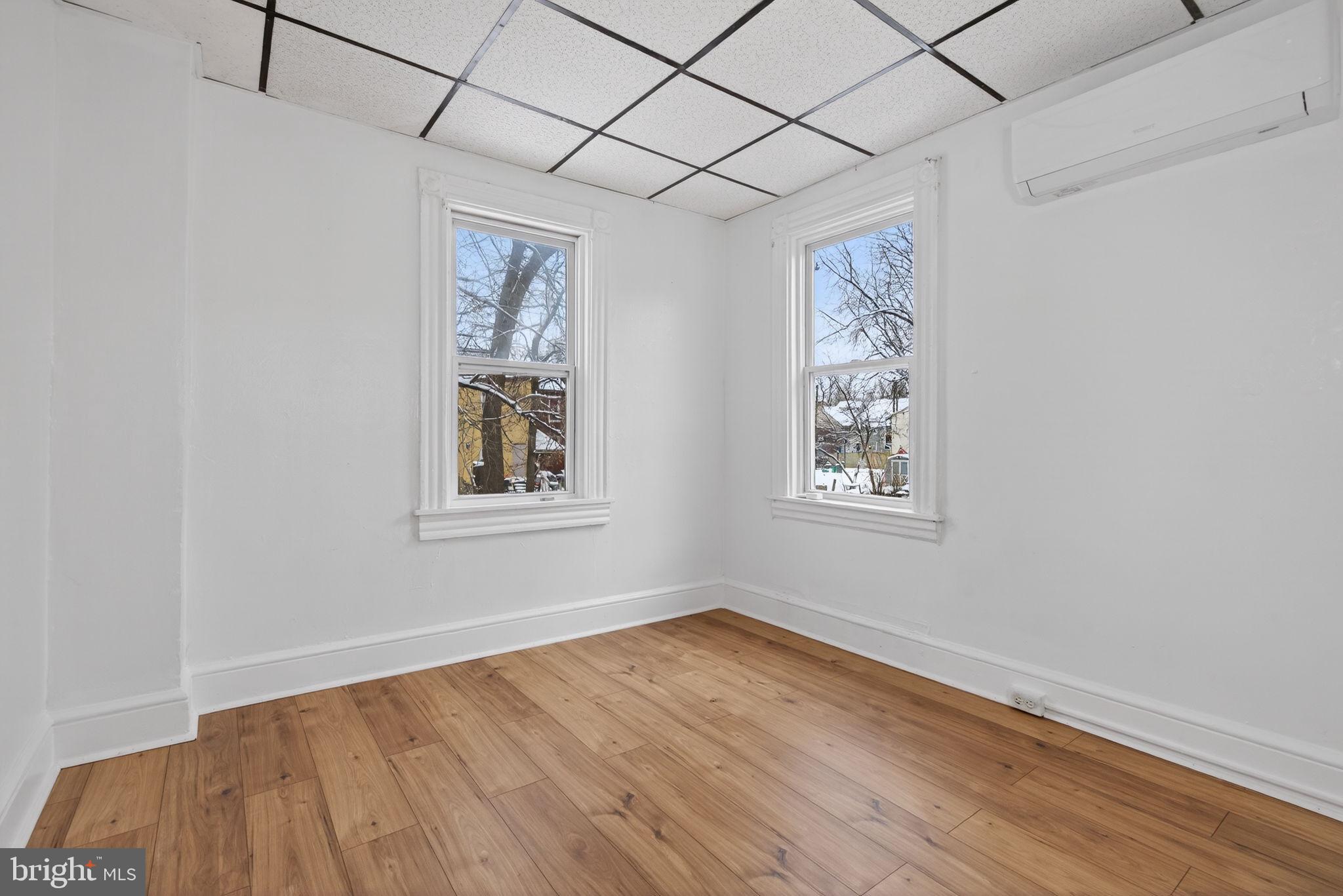 527 Locust Street Lancaster, PA 17602 - Photo 19 of 31