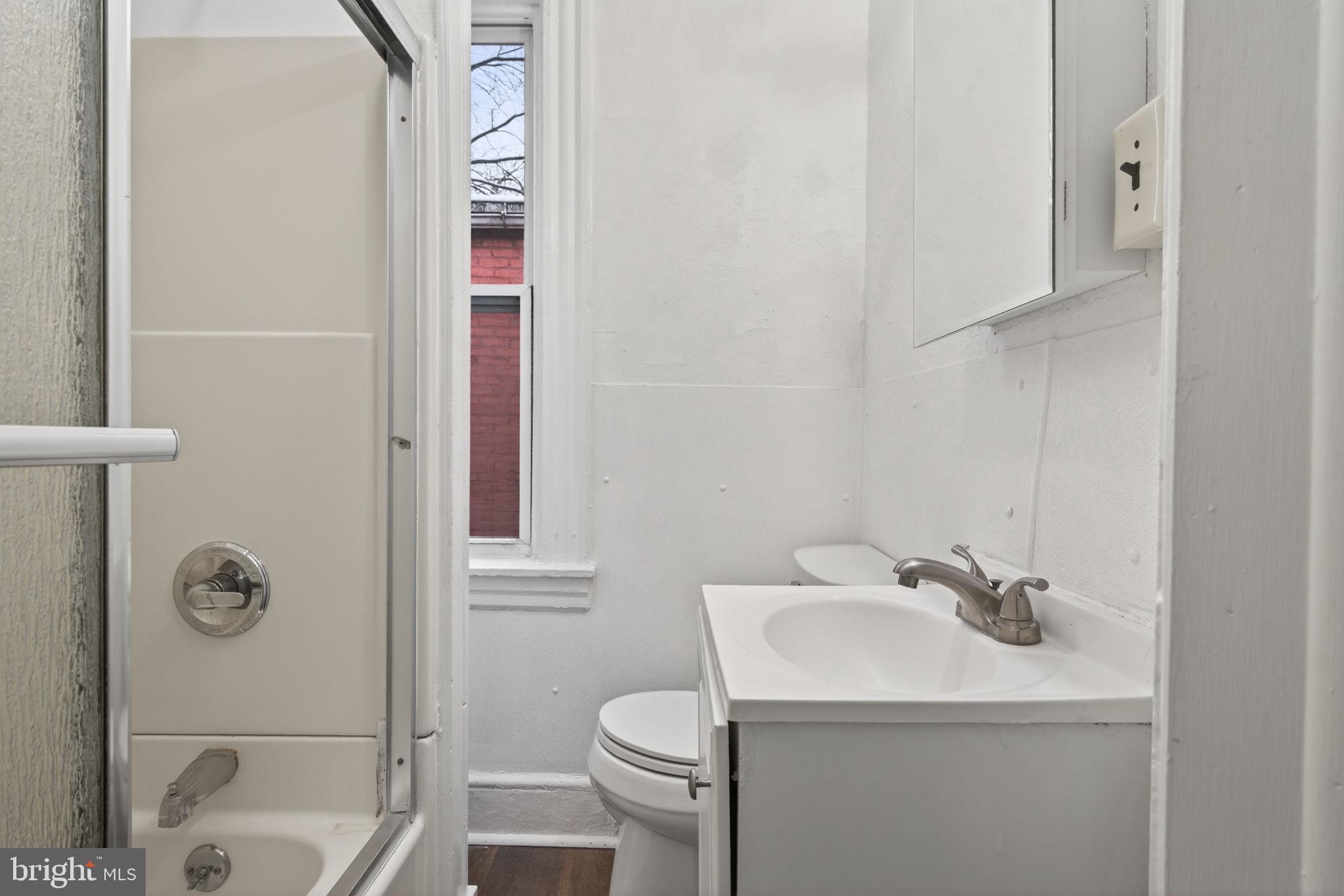 527 Locust Street Lancaster, PA 17602 - Photo 21 of 31