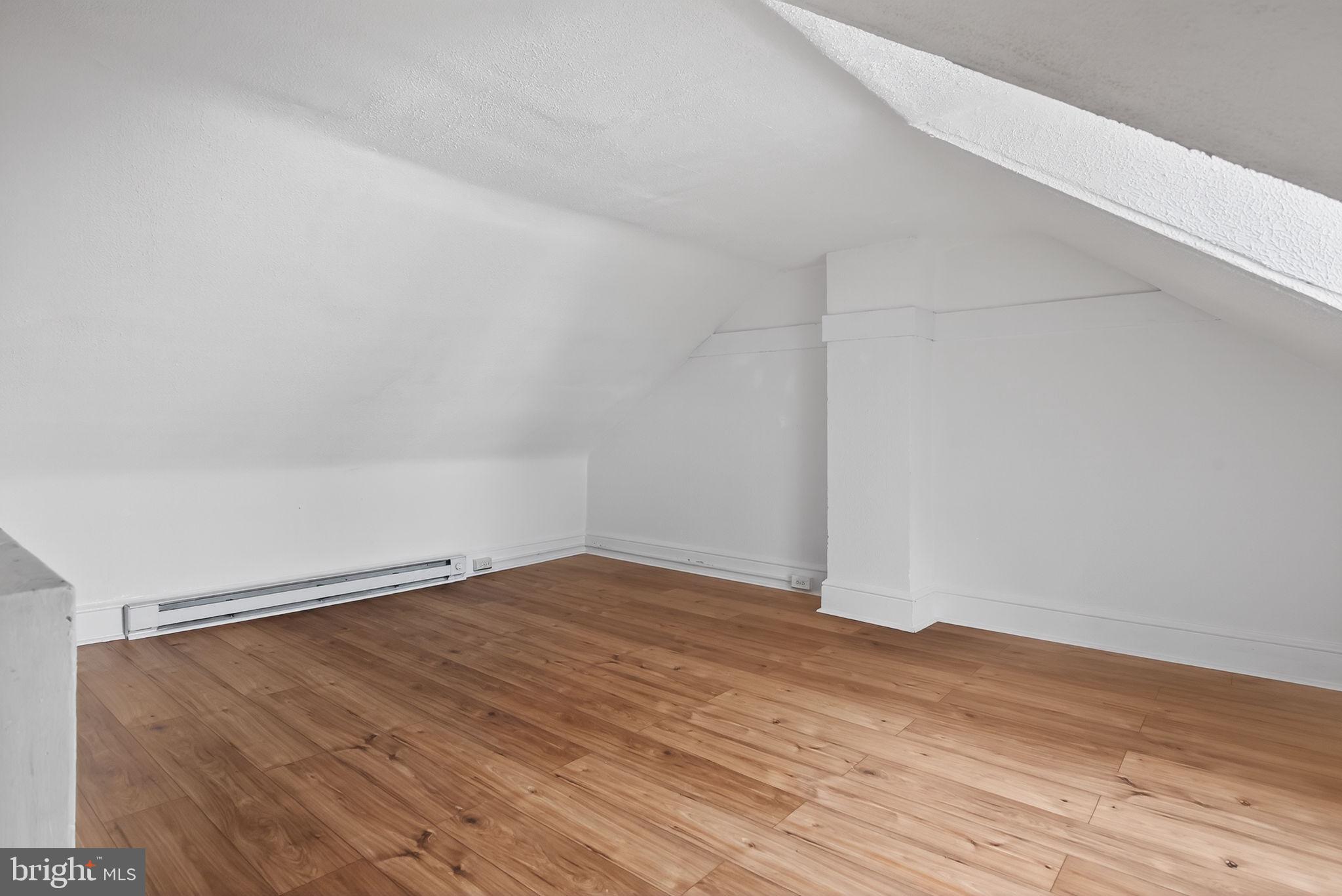 527 Locust Street Lancaster, PA 17602 - Photo 22 of 31