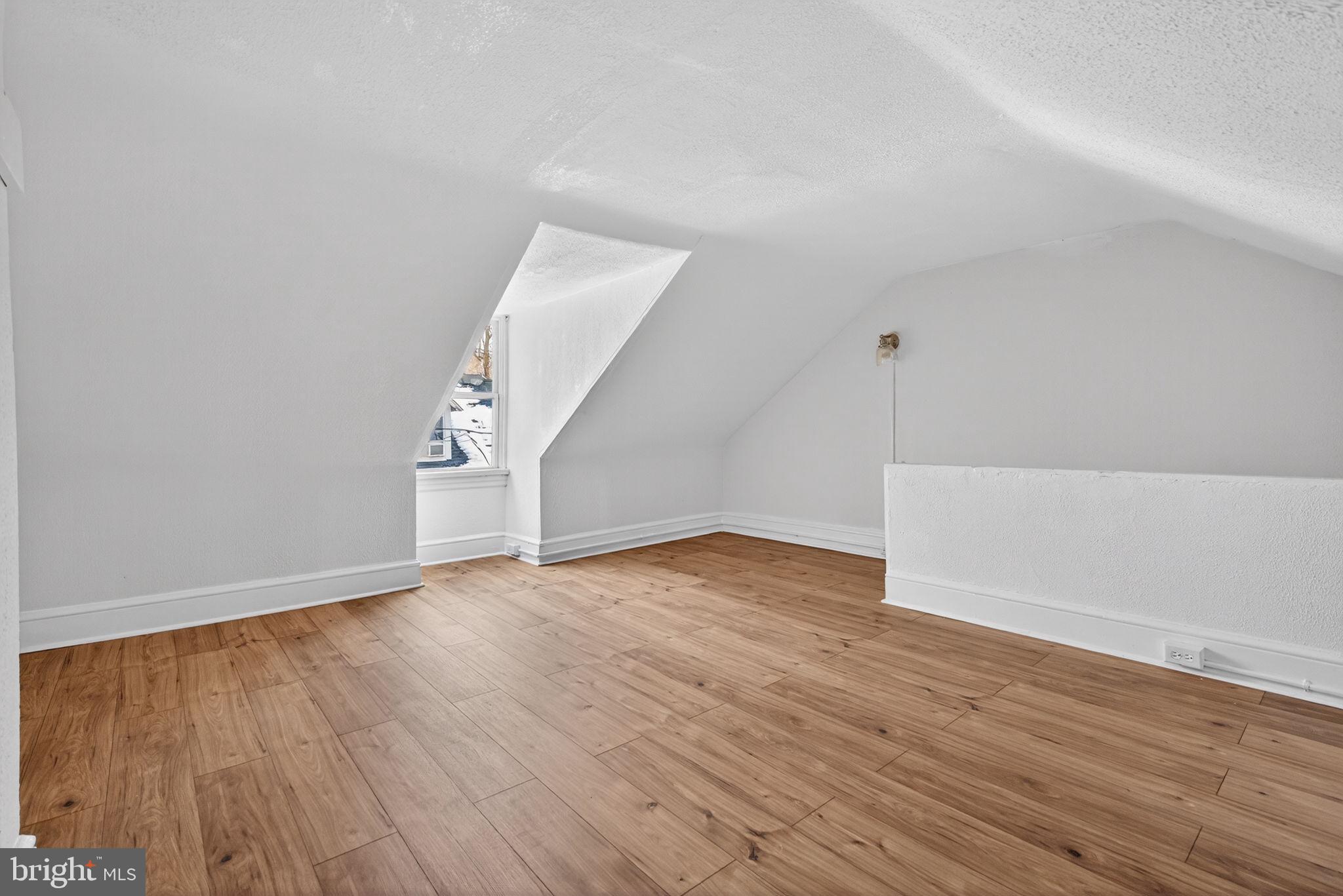 527 Locust Street Lancaster, PA 17602 - Photo 23 of 31