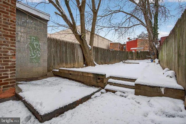 $170,000 | 527 Locust Street, Lancaster, PA 17602