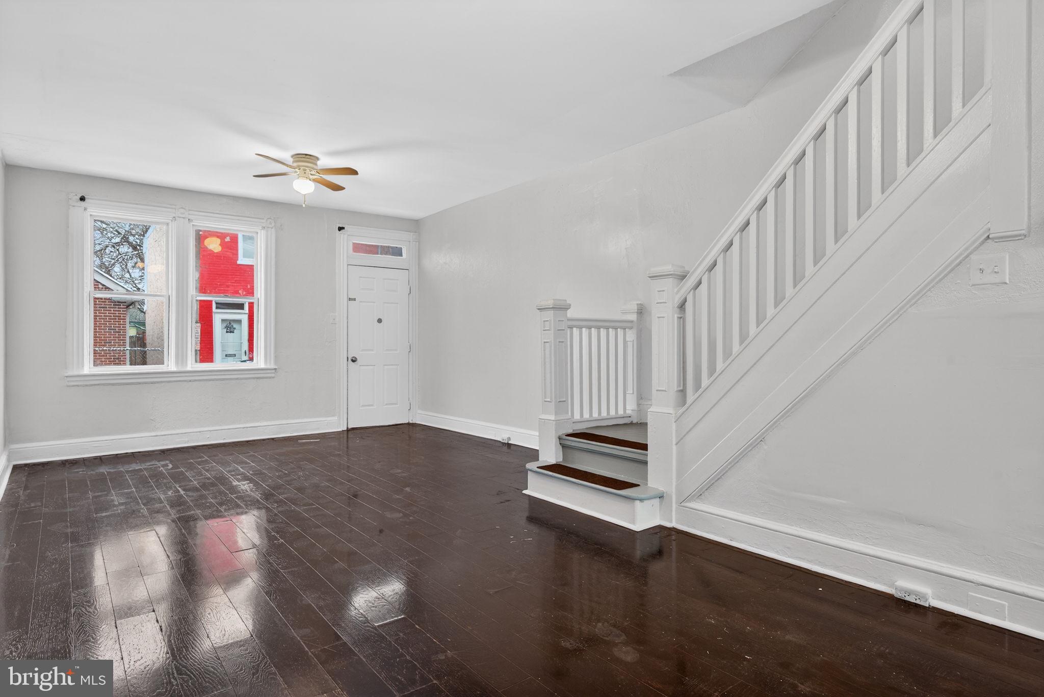 527 Locust Street Lancaster, PA 17602 - Photo 7 of 31