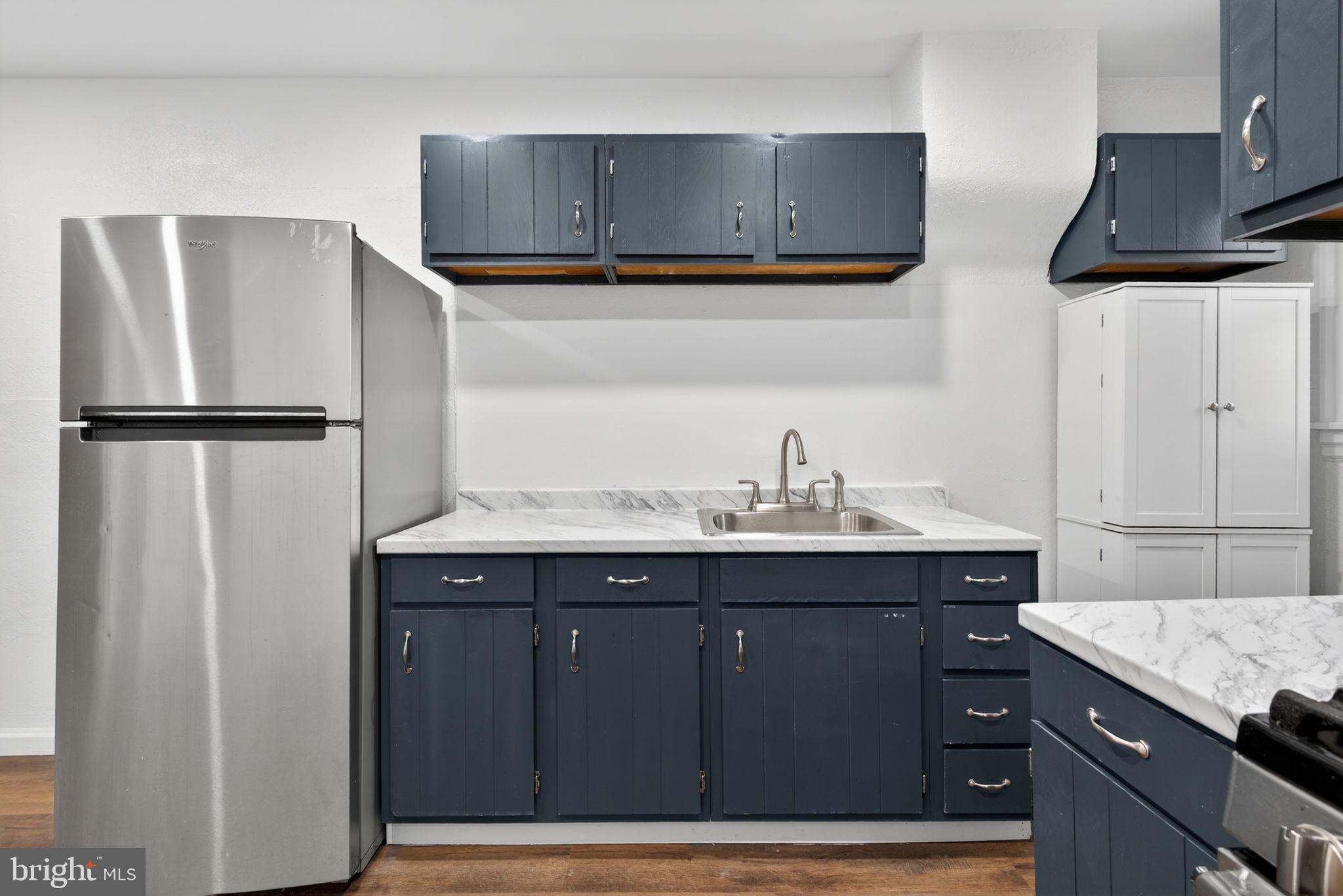 527 Locust Street Lancaster, PA 17602 - Photo 10 of 31