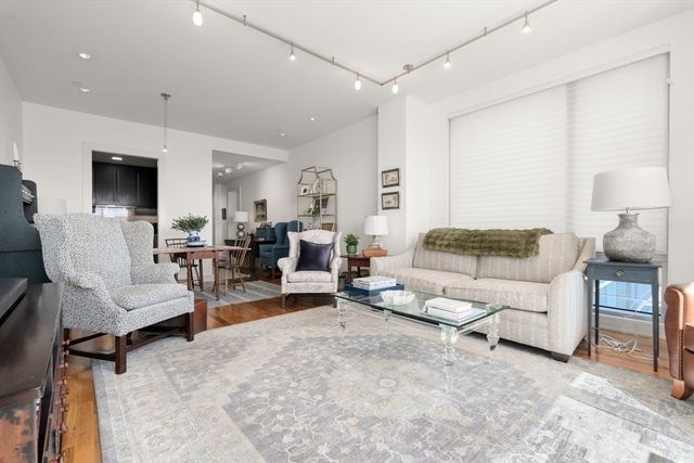 $1,775,000 | 500 Atlantic Avenue, Unit 18L, Boston, MA 02210