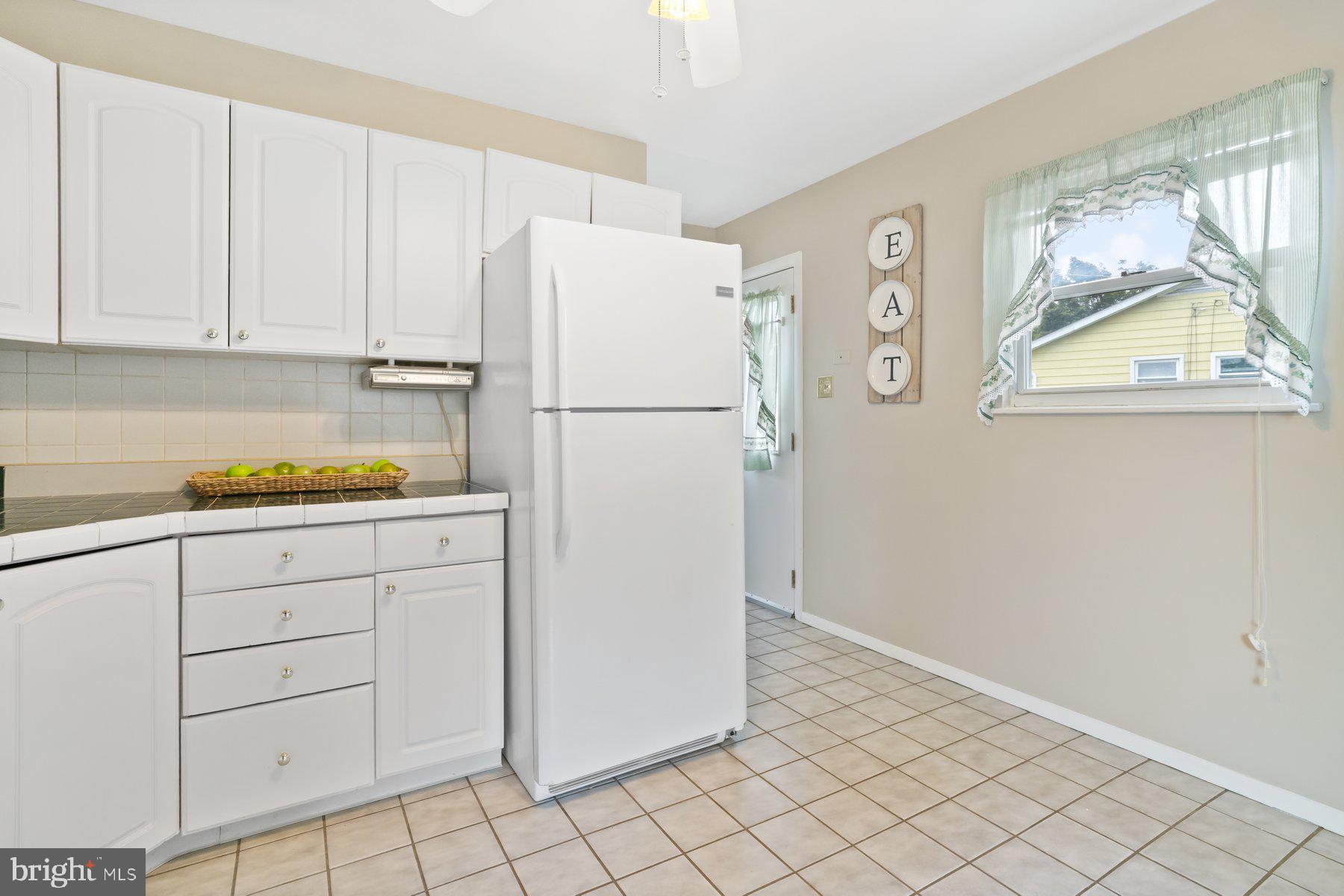 837 Suburbian Road Reisterstown, MD 21136 - Photo 7 of 30 Gallery Image 7