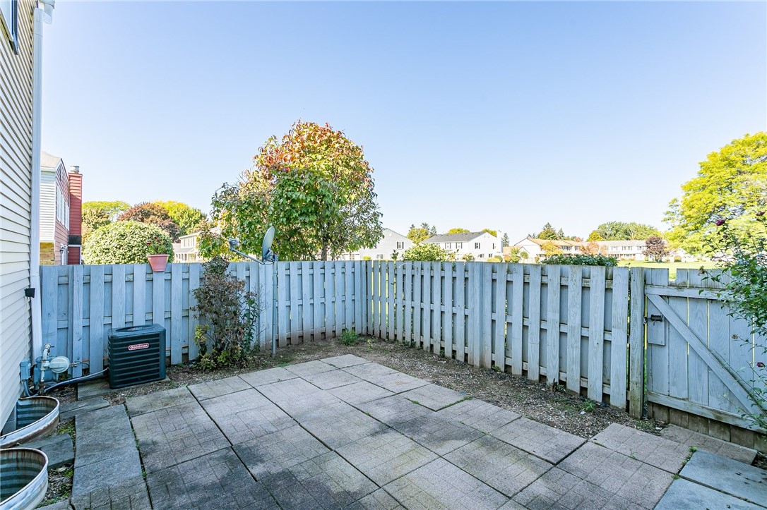 8 Clearfield Drive Webster, NY 14580 - Photo 17 of 23