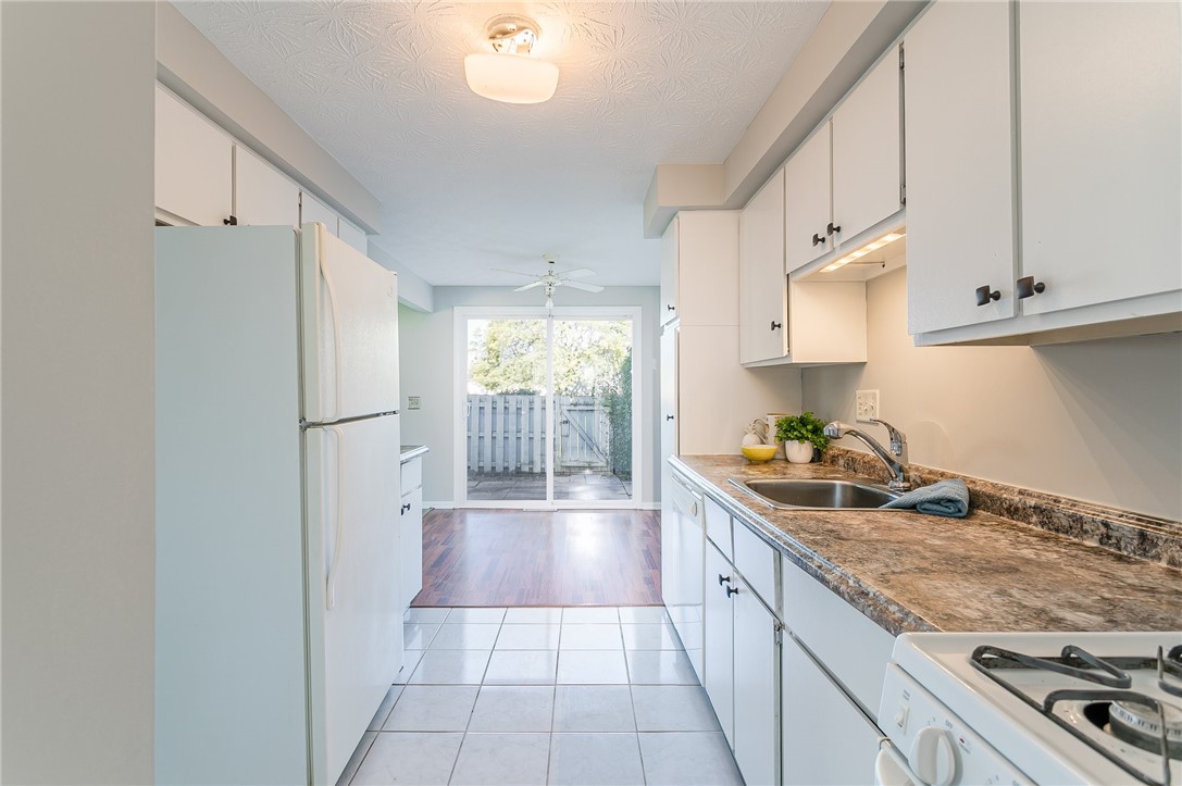 8 Clearfield Drive Webster, NY 14580 - Photo 9 of 23