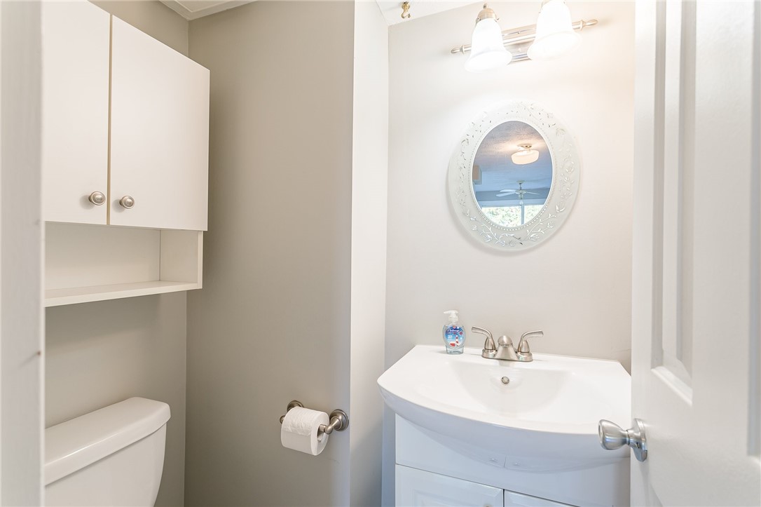 8 Clearfield Drive Webster, NY 14580 - Photo 10 of 23