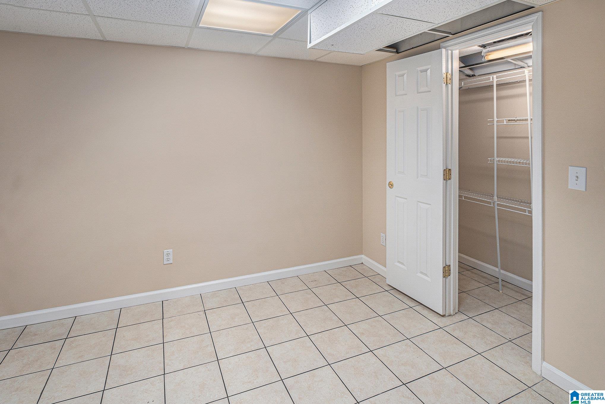 3137 Woodhaven Road Birmingham, AL 35243 - Photo 17 of 19