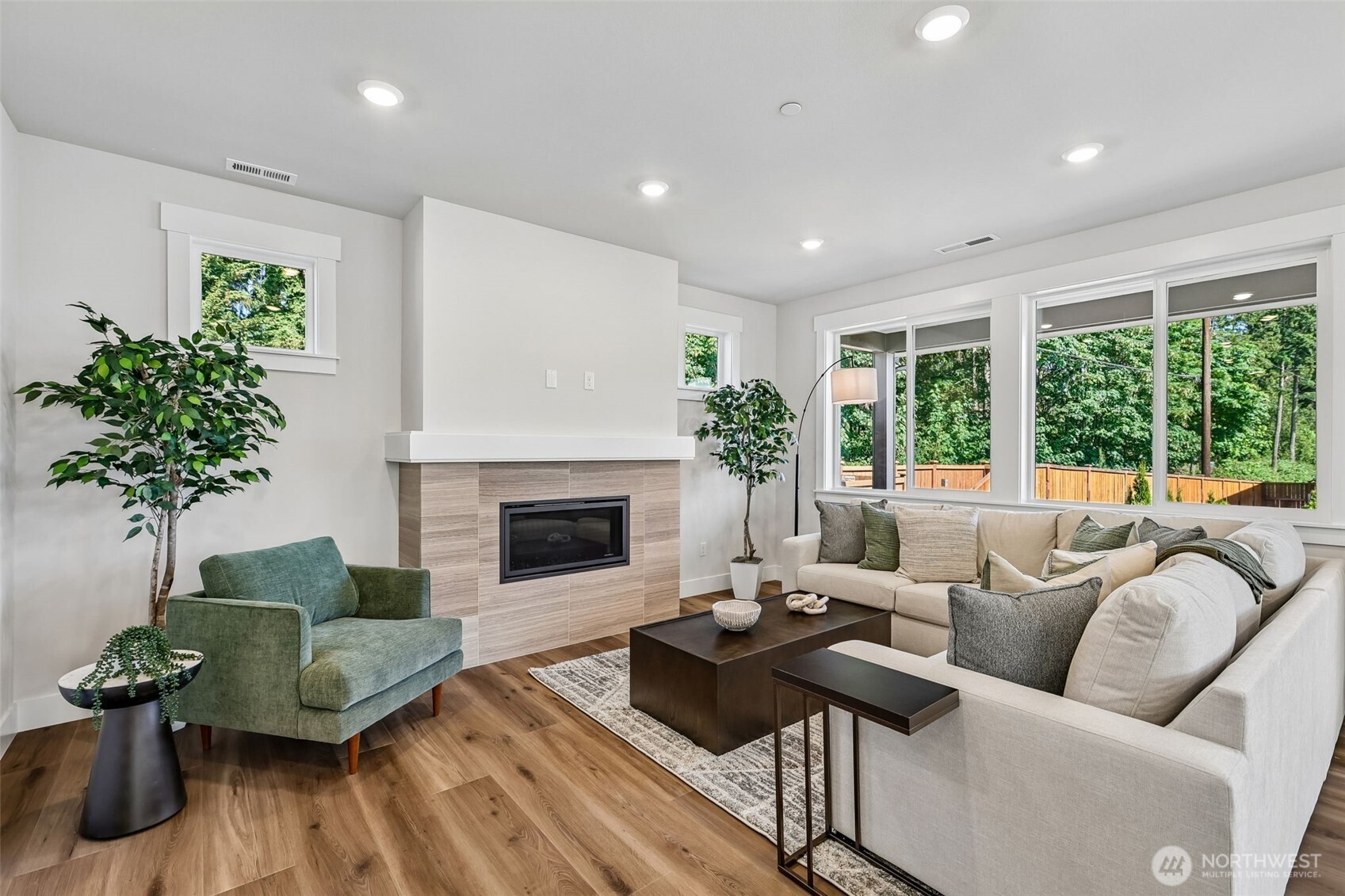 306 182nd Place Southeast Bothell, WA 98012 - Photo 5 of 28