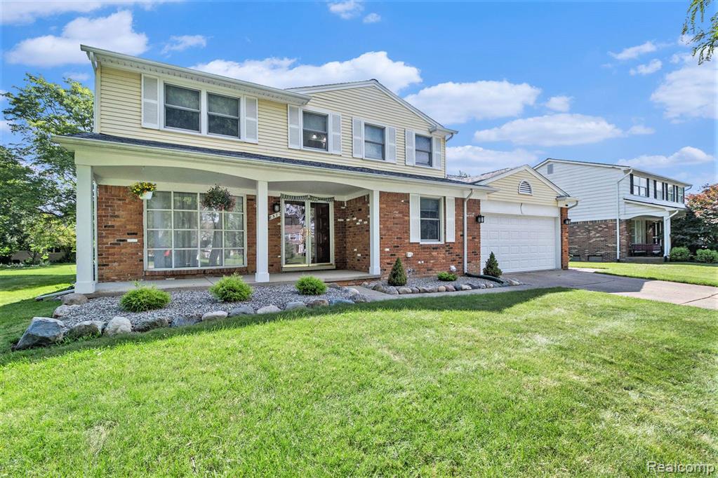 857 Hampton Circle Rochester Hills, MI 48307 - Photo 4 of 41