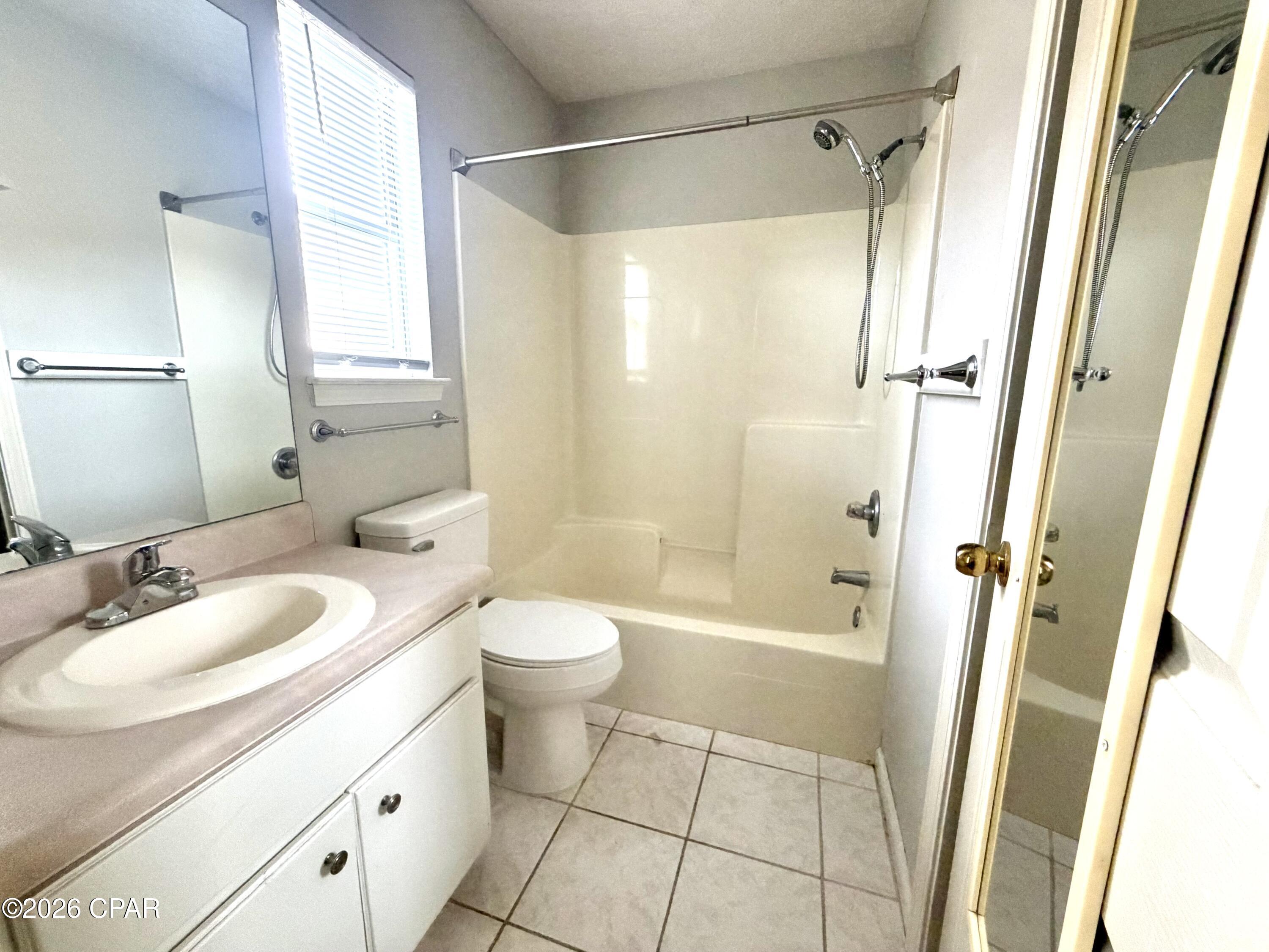 2829 Cynthia Court Panama City, FL 32405 - Photo 10 of 13