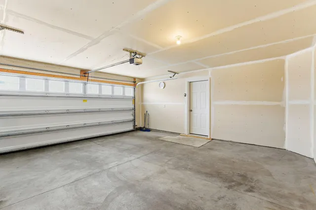 $349,900 | 7225 Bay Drive, Lino Lakes, MN 55038