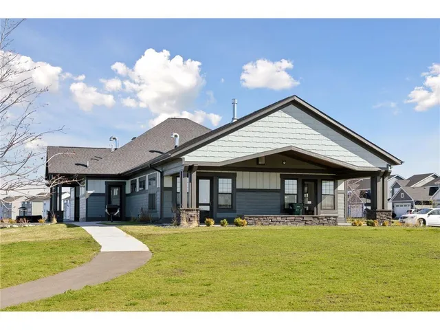 $349,900 | 7225 Bay Drive, Lino Lakes, MN 55038