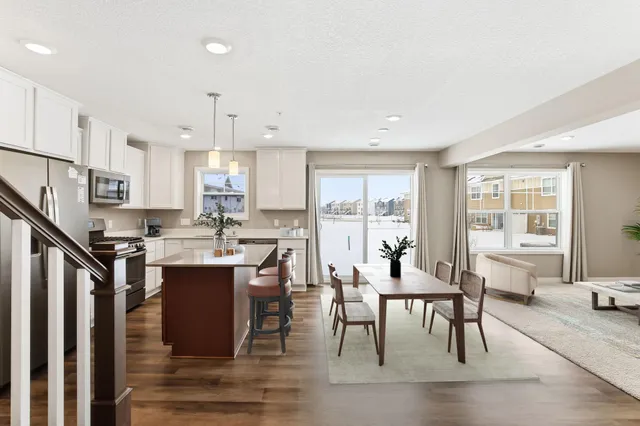 $349,900 | 7225 Bay Drive, Lino Lakes, MN 55038