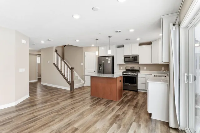 $349,900 | 7225 Bay Drive, Lino Lakes, MN 55038